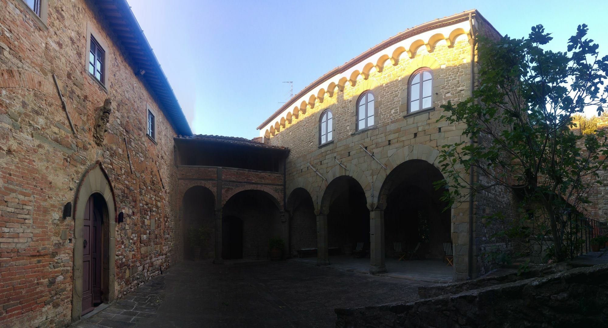Castello Di Mugnana Hotel ภายนอก รูปภาพ